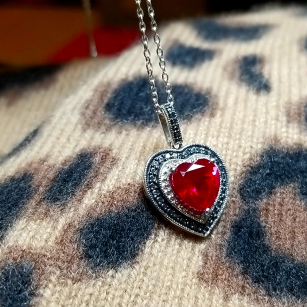 Ruby❤Heart & Marcasite Pendant - Picture 4 of 10